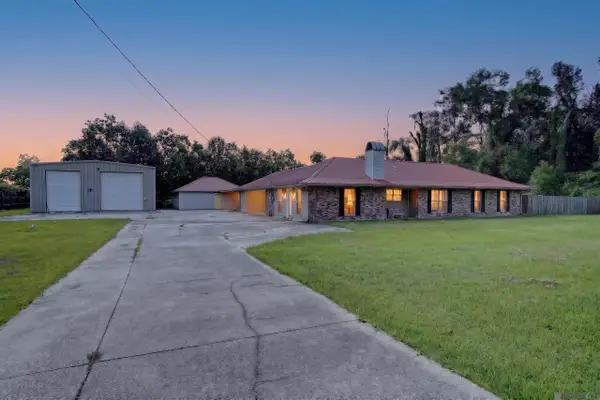 12140 Oakline Acres, St Amant, LA 70774