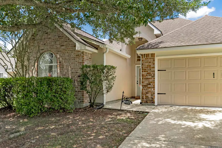 18328 Three Bars Dr, Baton Rouge, LA 70817 - #2