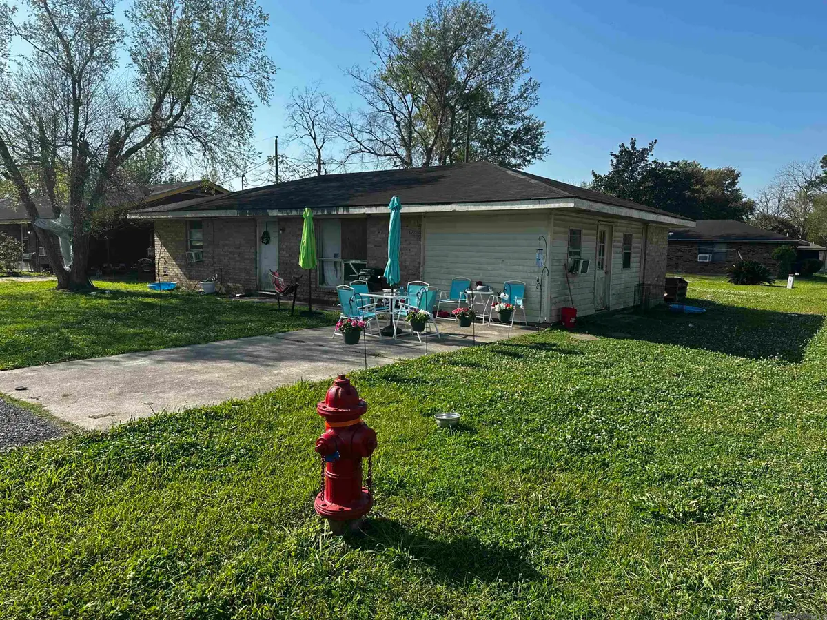 200 Sparrow St, Labadieville, LA 70372 - #1