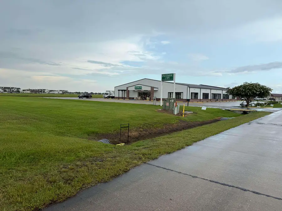 605 Corporate Drive, Houma, LA 70360 - #2