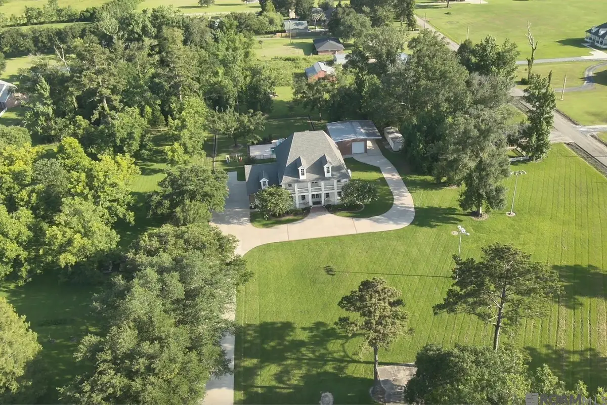 13427 Piney Pointe Road, Gonzales, LA 70737 - #1