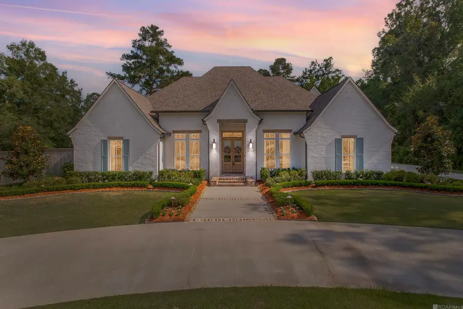 9984 Forrest Delatte Rd, Denham Springs, LA 70726 - #2