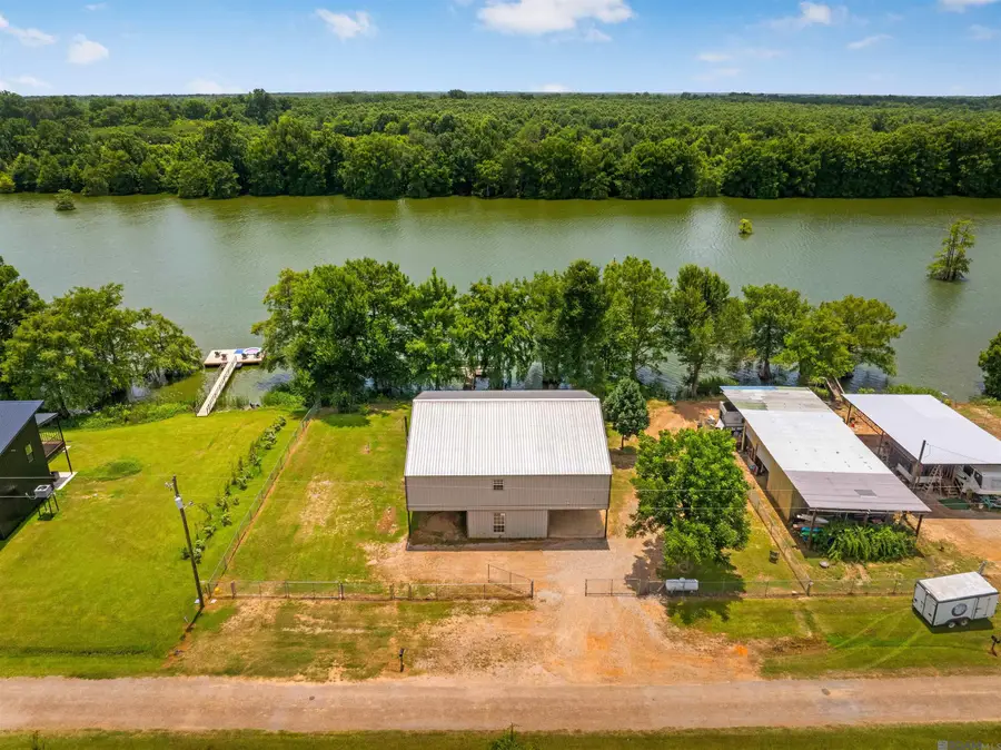 687 Estate Dr, Jonesville, LA 71343 - #2