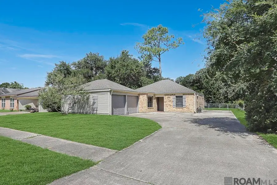 1127 Brookhollow Dr, Baton Rouge, LA 70810 - #2