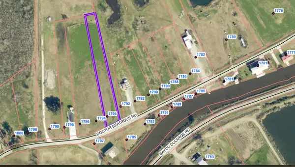 1794 Doctor Beatrous Rd, Theriot, LA 70397