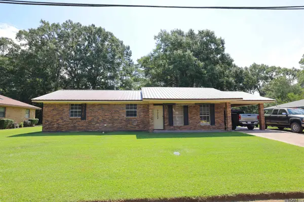 1009 Lotus Drive, Natchez, MS 39120