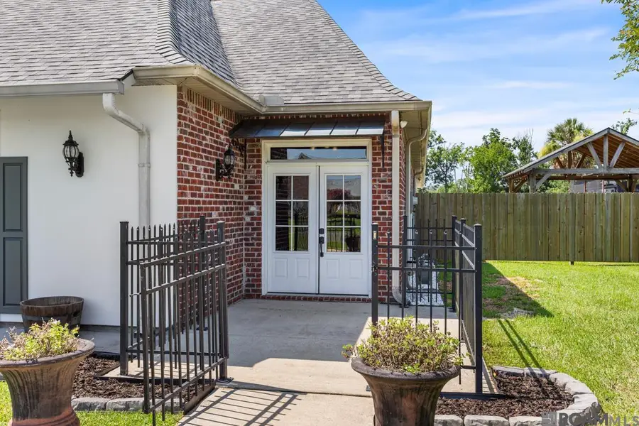 39497 Bradbury Ln, Prairieville, LA 70769 - #3