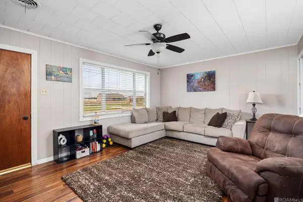 128 Bertie St, Napoleonville, LA 70390