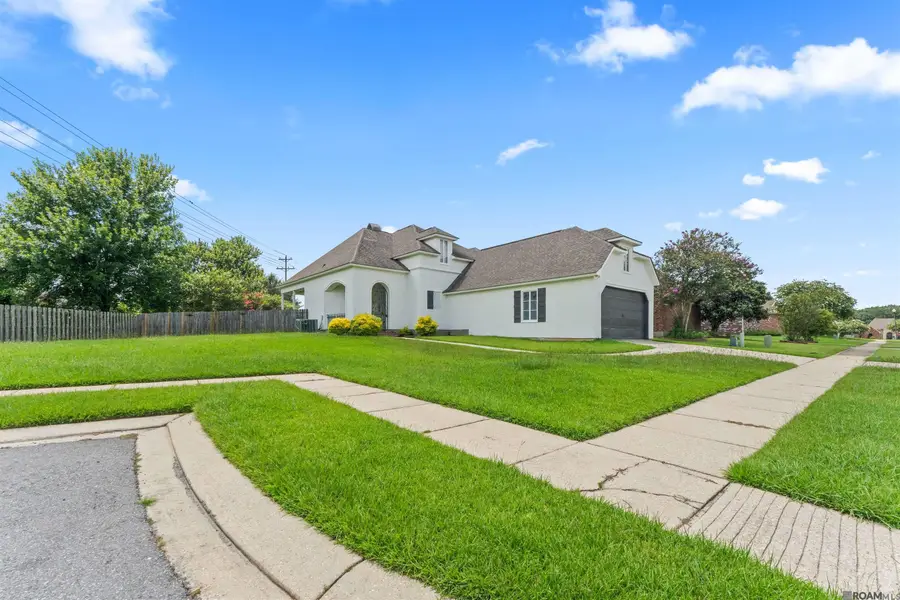 3981 Driftwood Dr, Zachary, LA 70791 - #2