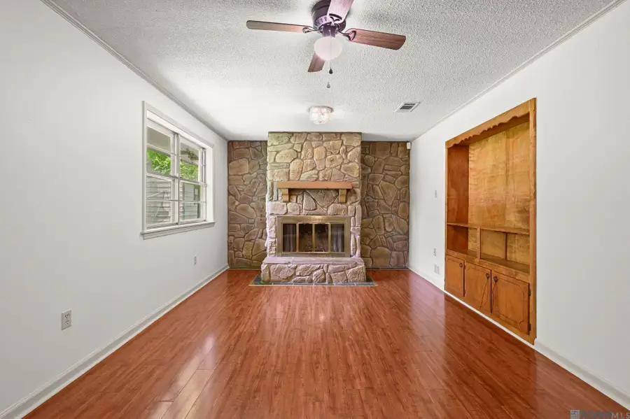 1115 Hatchell Ln, Denham Springs, LA 70726 - #3