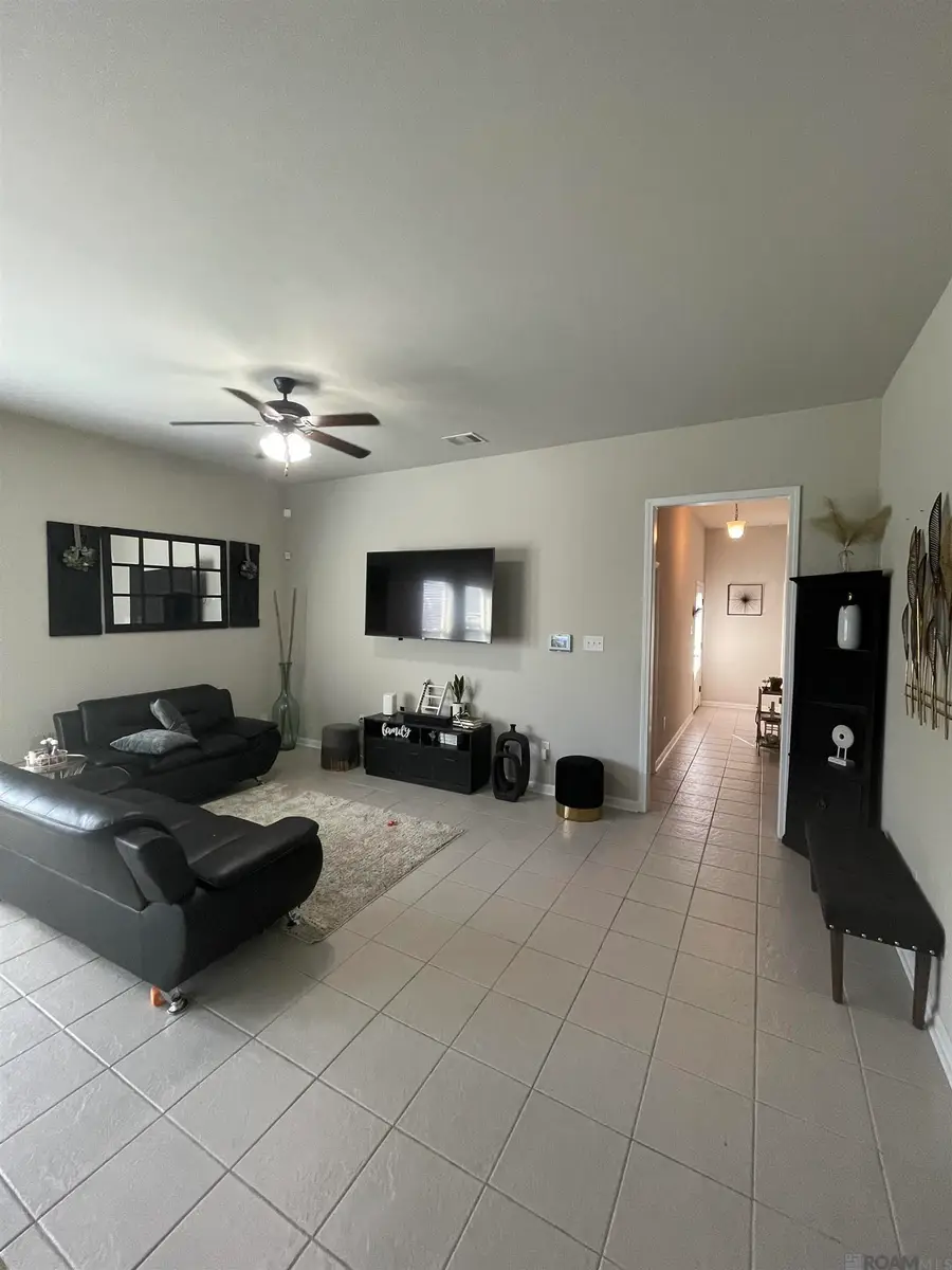 12641 Fairwood Ct, Baton Rouge, LA 70816 - #2
