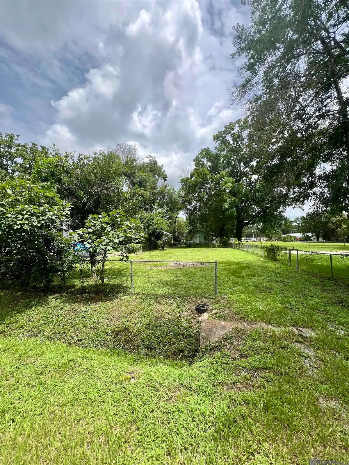 502 E Caldwell Dr, Gonzales, LA 70737 - #1