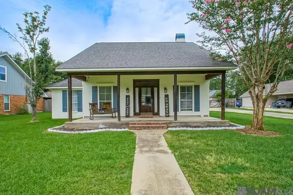 5723 Sophie Anne Dr, Zachary, LA 70791
