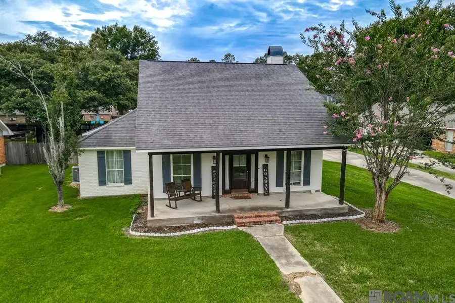 5723 Sophie Anne Dr, Zachary, LA 70791 - #2
