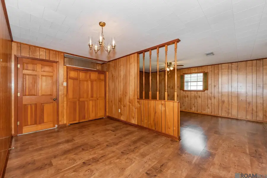 814 Avenue E, Port Allen, LA 70767 - #3