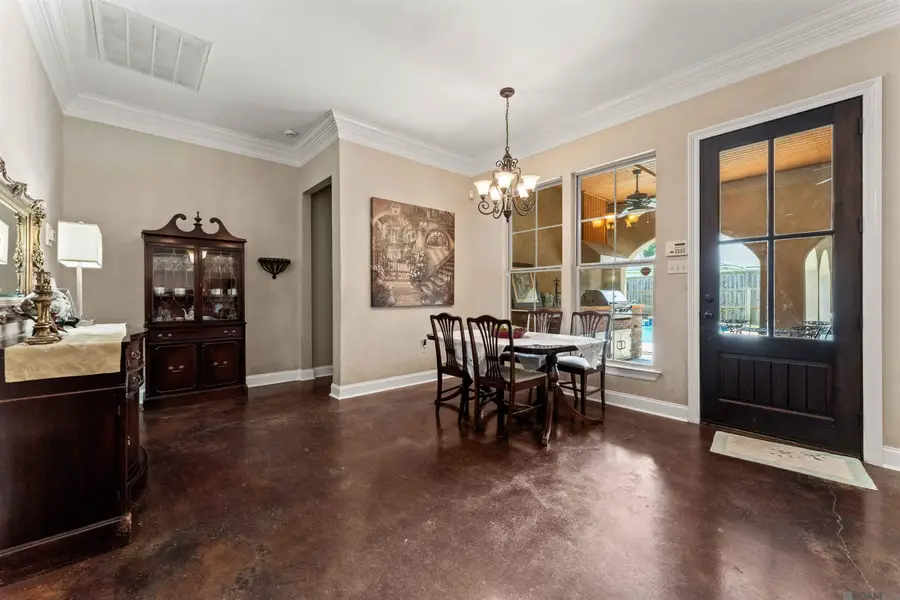 10143 Old World Dr, Baton Rouge, LA 70817 - #2