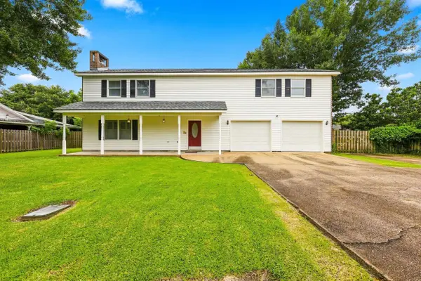 813 Edgewood Dr, Thibodaux, LA 70301