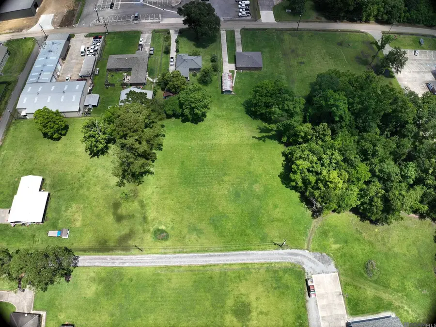 E Valmond St, Gonzales, LA 70737 - #2