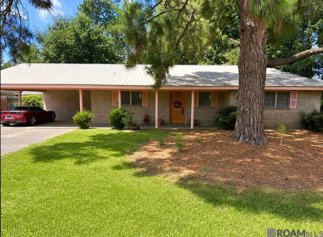 1104 Maginnis St, Donaldsonville, LA 70346 - #1