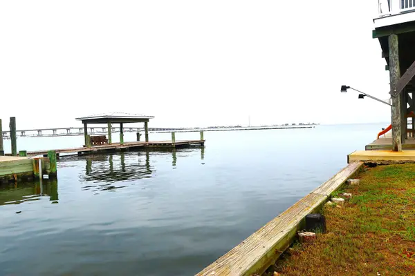 153 Memory Ln, Grand Isle, LA 70358