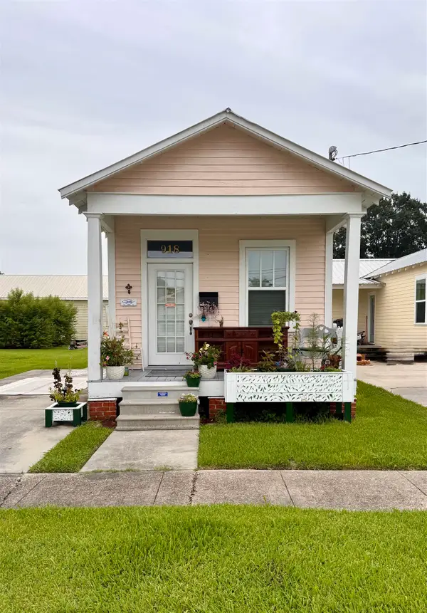 918 Florence St, Morgan City, LA 70380