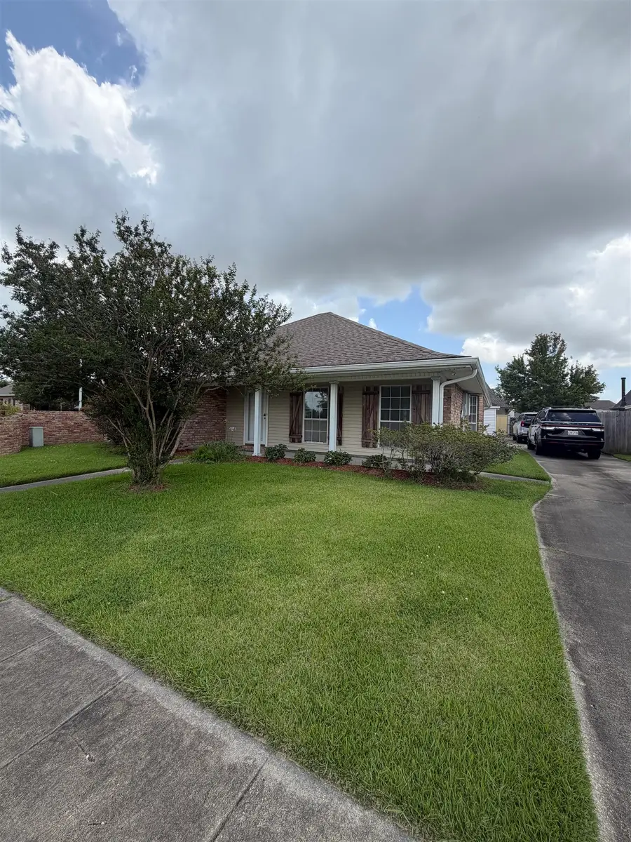 54 Cobblestone East, Houma, LA 70360 - #2