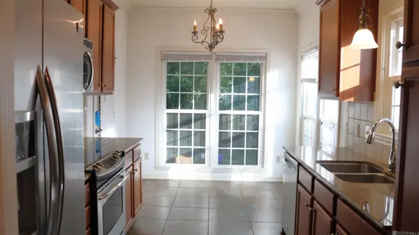 7854 Jefferson Place Blvd #11-B, Baton Rouge, LA 70809
