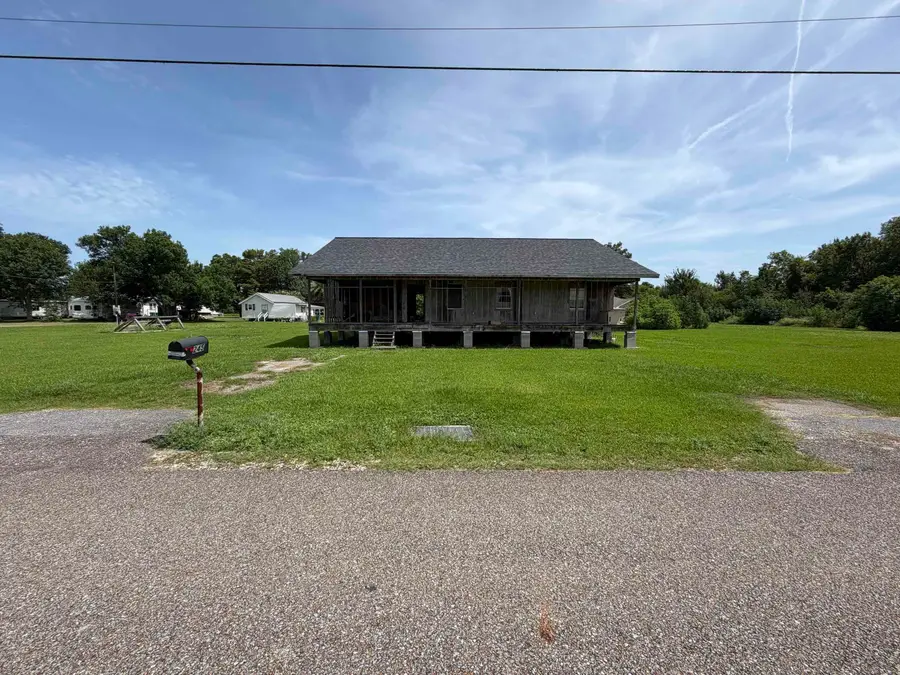 245 E 54th St, Cut Off, LA 70345 - #2