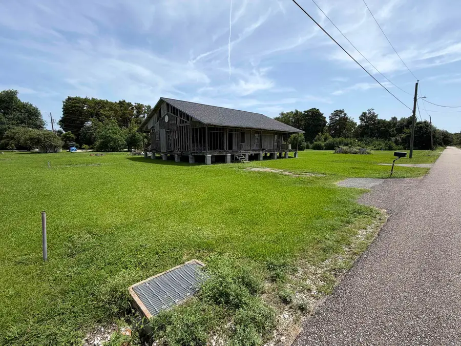 245 E 54th St, Cut Off, LA 70345 - #3