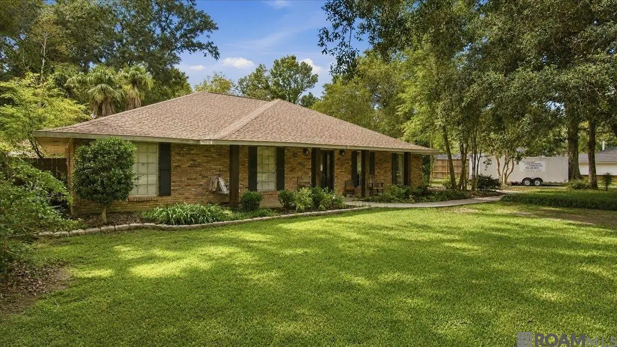 25791 Plantation Ave, Denham Springs, LA 70726 - #1