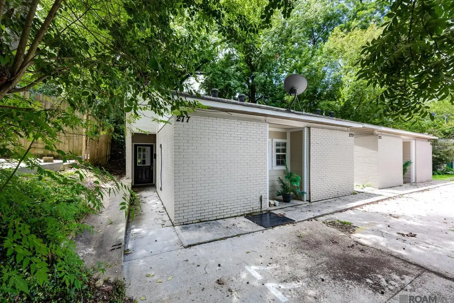 277 Chatsworth St, Baton Rouge, LA 70802 - #2