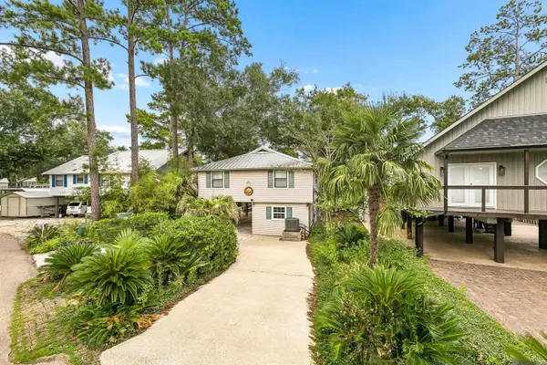 31533 Judith Dr, Springfield, LA 70462