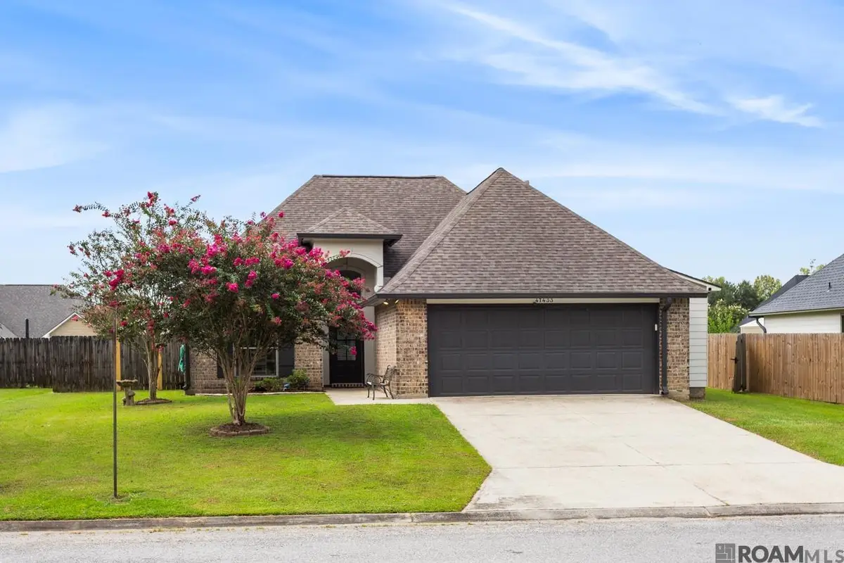 41433 Waterstone Ave, Prairieville, LA 70769 - #1