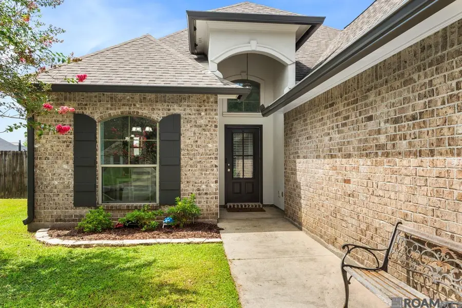 41433 Waterstone Ave, Prairieville, LA 70769 - #2