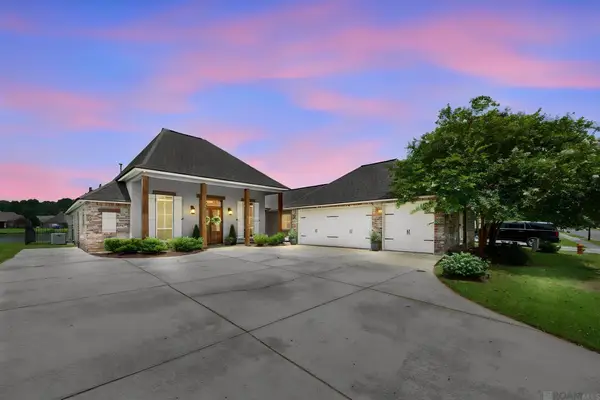 4850 Alice Louise Dr, Greenwell Springs, LA 70739