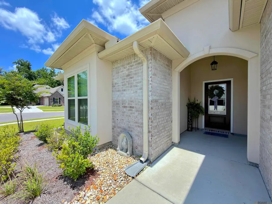 38390 Parliament Dr, Prairieville, LA 70769 - #3