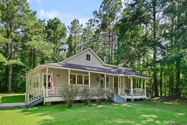 11189 Old Laurel Hill Rd, St Francisville, LA 70775