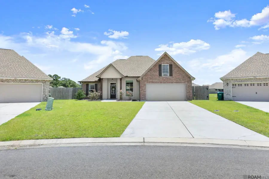 11625 Regal St, Denham Springs, LA 70726 - #2