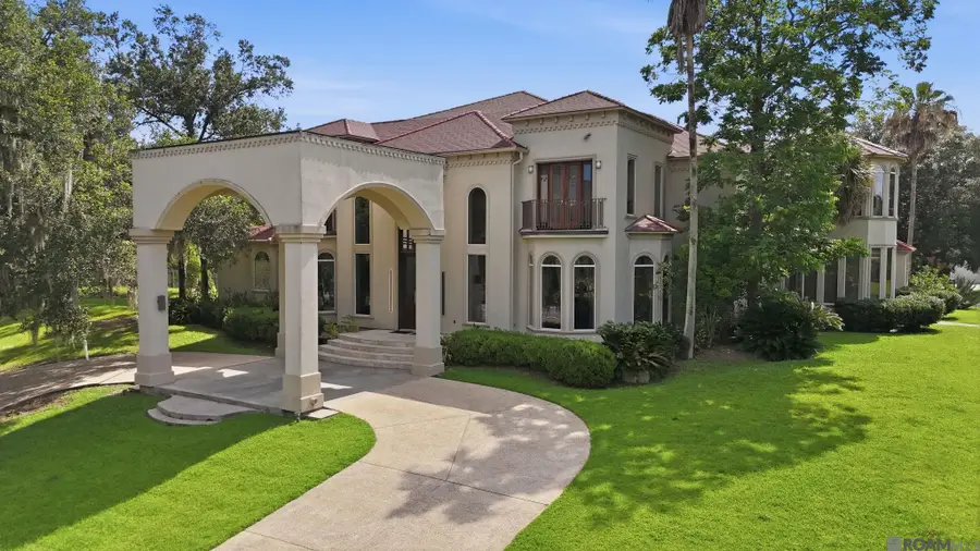 36092 Bluff Oaks Ave, Prairieville, LA 70769 - #2
