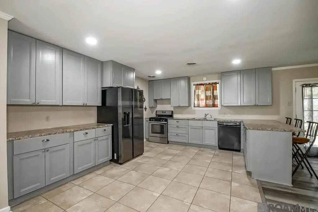 5388 Goodland Dr, Greenwell Springs, LA 70739 - #1