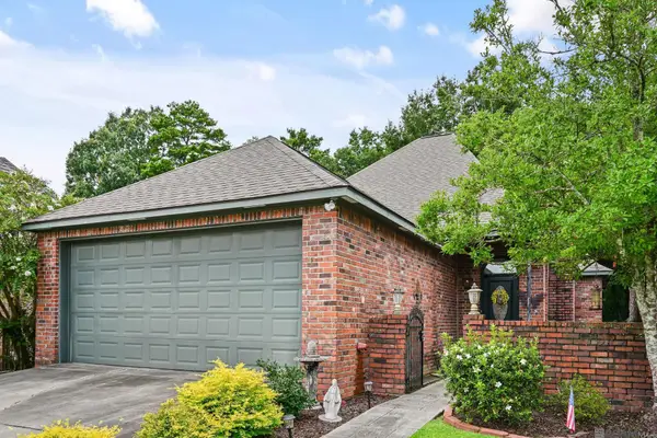 2453 Sherry St, Denham Springs, LA 70726