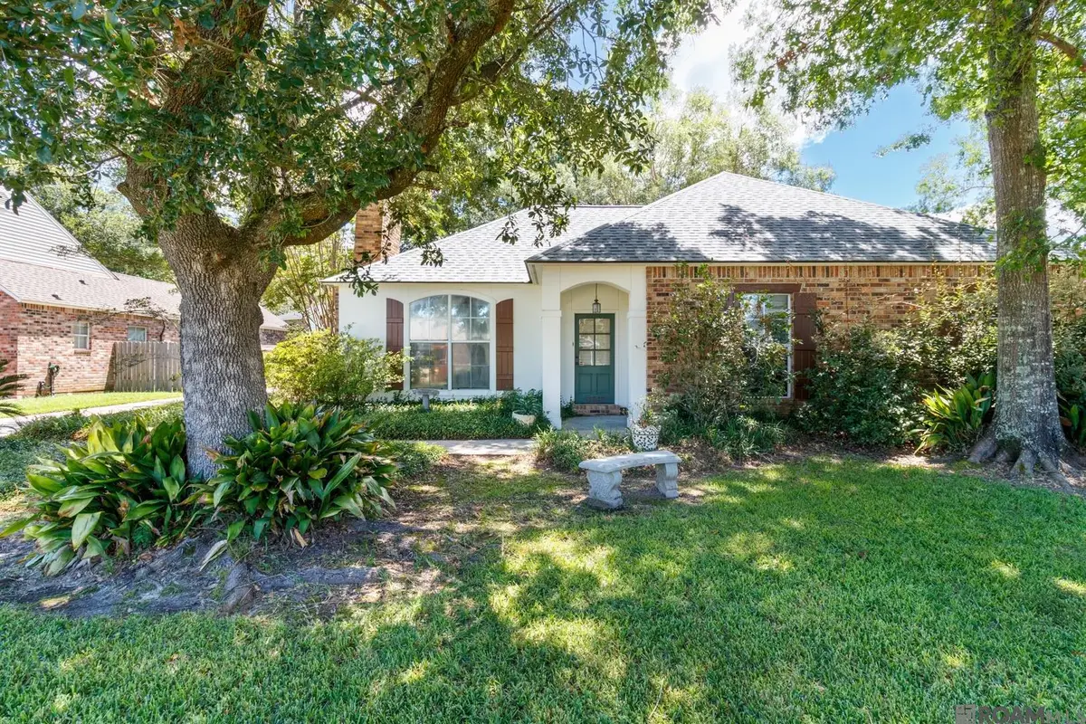 11918 Spring Meadow Dr, Baton Rouge, LA 70818 - #1