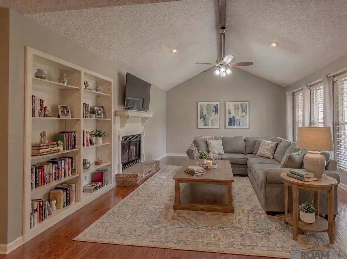 570 Bonarbridge Dr, Baton Rouge, LA 70808 - #1