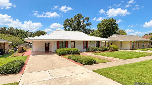 1967 Potwin Dr, Saint George, LA 70810