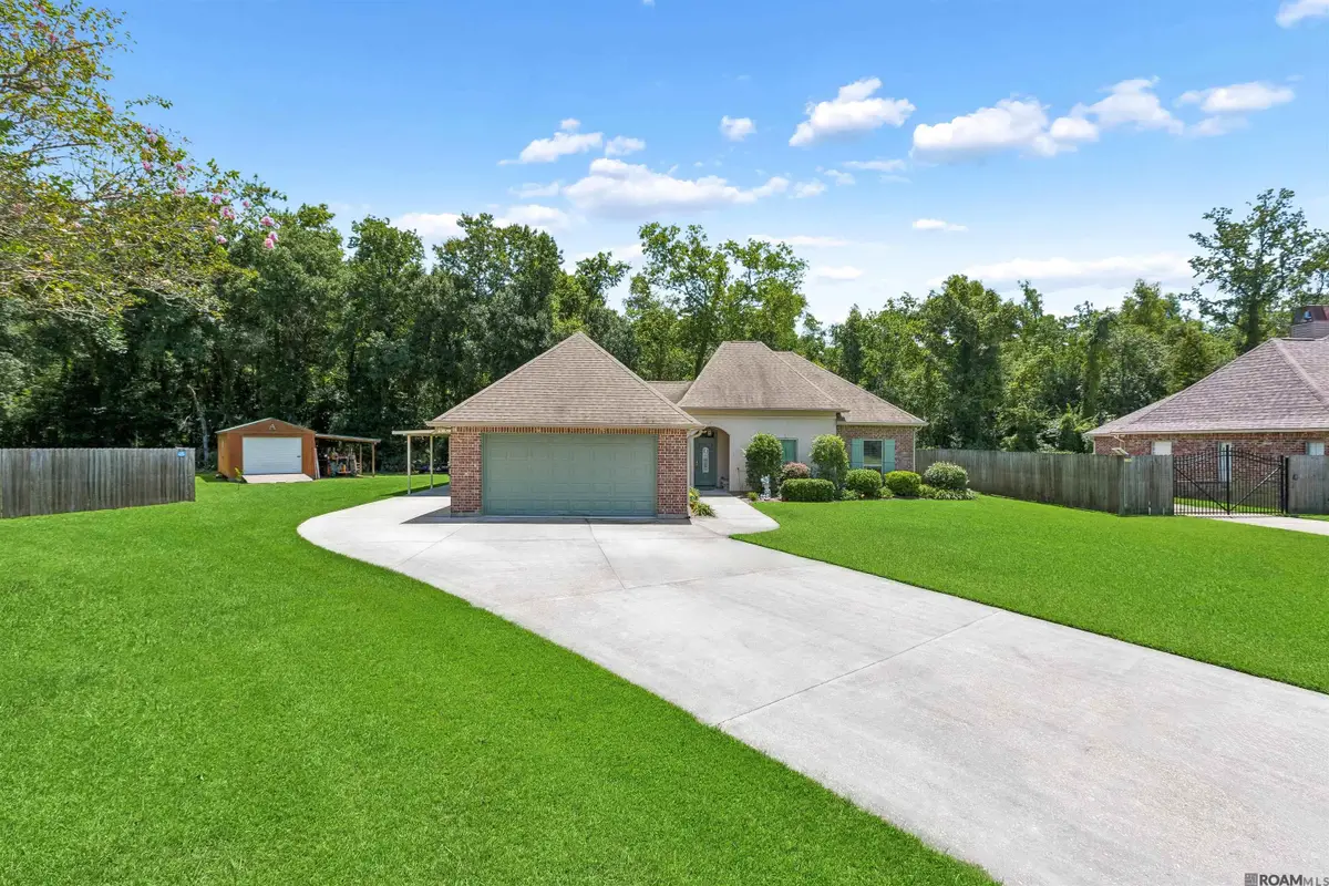 8512 M's Cove, Sorrento, LA 70778 - #1