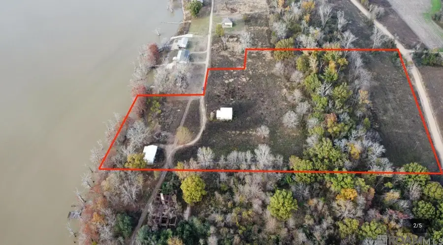 359 Lakeside Ln, Woodville, MS 39669 - #2
