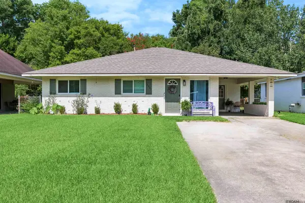 12223 Palmyra Dr, Baton Rouge, LA 70807