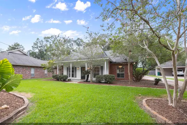 9757 Shiloh Ct, Denham Springs, LA 70726