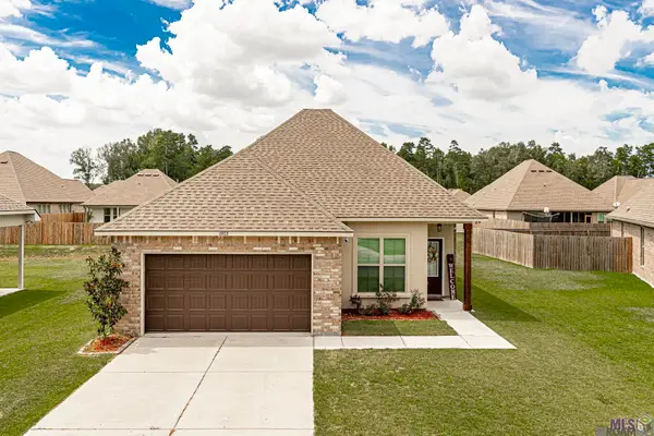 8923 Perry Park Dr, Denham Springs, LA 70726