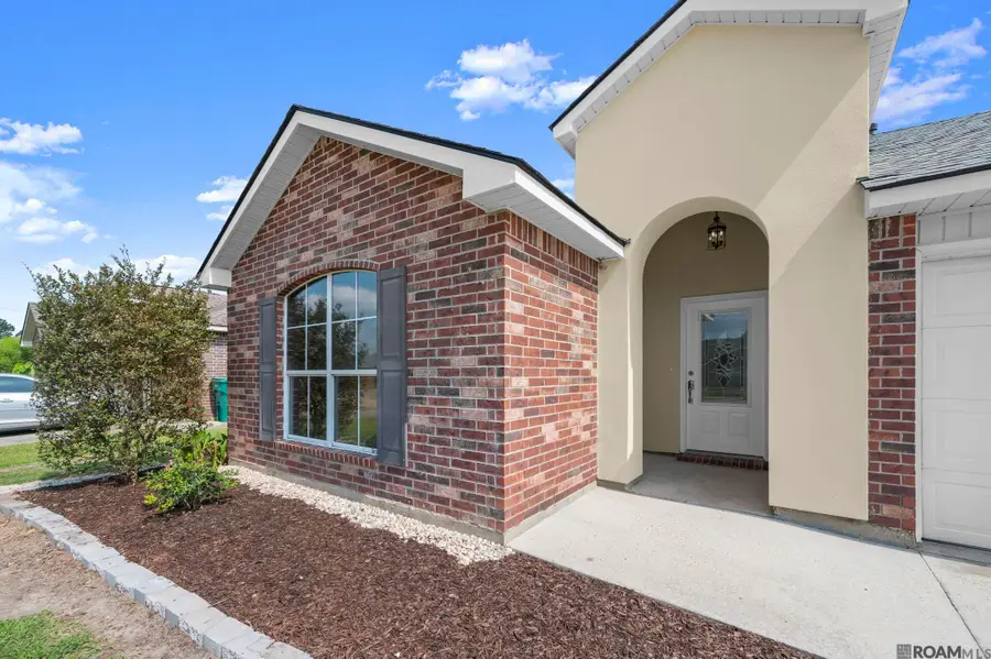 11363 Hampton Ct, Denham Springs, LA 70726 - #2